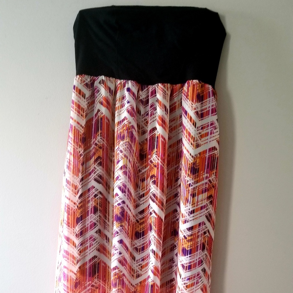 Strapless Hi-lo rise dress